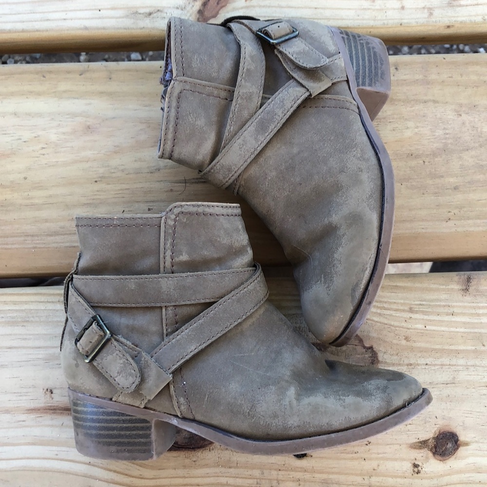 Little girls heeled boots